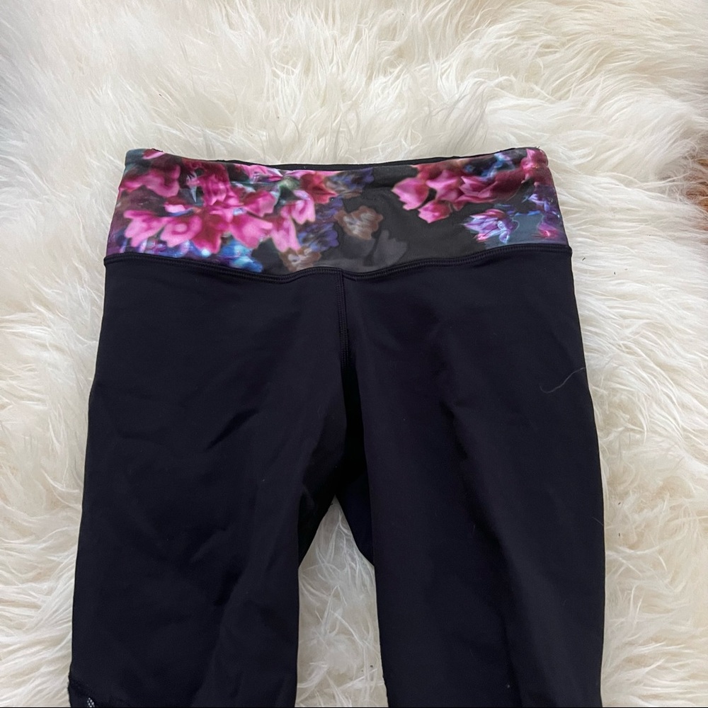 Lululemon Cropped Floral Leggings